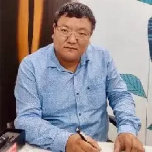 Dr.-Tshering-Dorjee-Sherpa